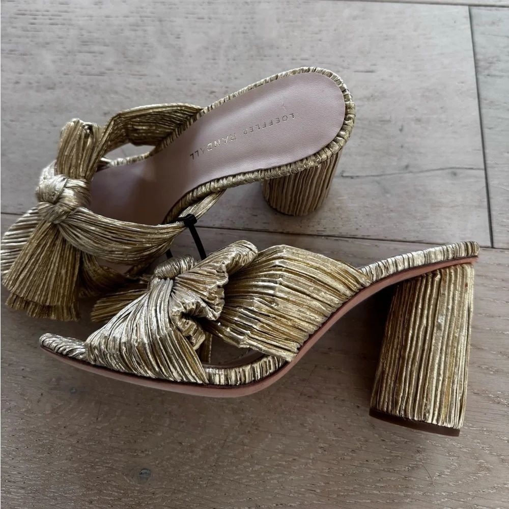 NWOB Loeffler Randall Penny Pleated Heels slides 7.5